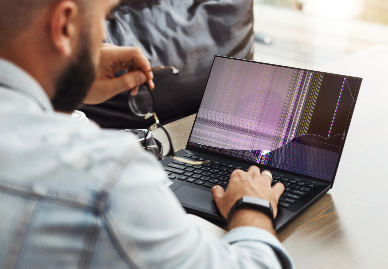 Laptop screen repair